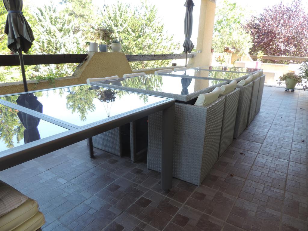 Les Deux Lions Hotel Alairac Ngoại thất bức ảnh